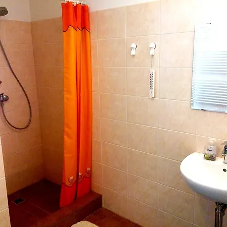 Polosamota Pod Kasperkem Pricna Holiday home Dlouha Ves